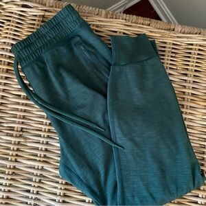 Beyond Yoga Joggers